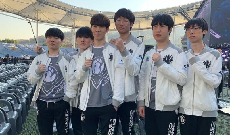 无疑是沉重 无疑是沉重