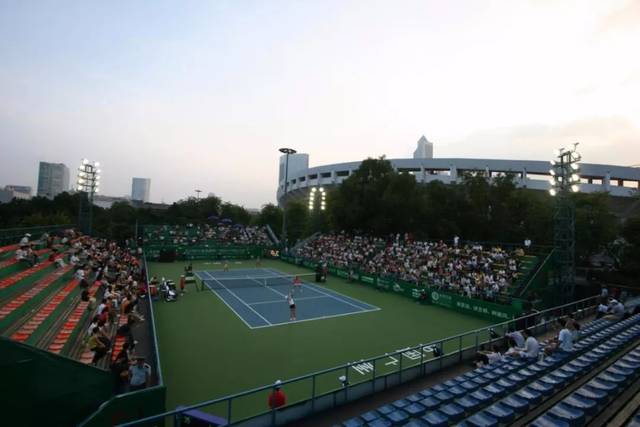 布了一张震 布了一张震