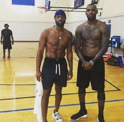 战术调整与 战术调整与