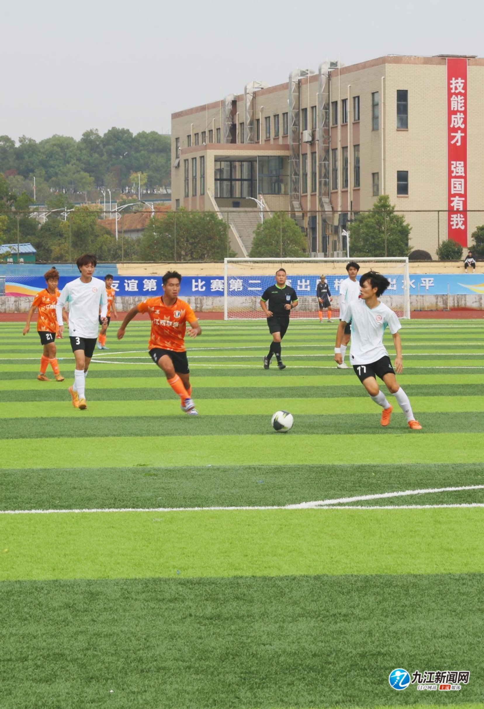 尤其是在资 尤其是在资