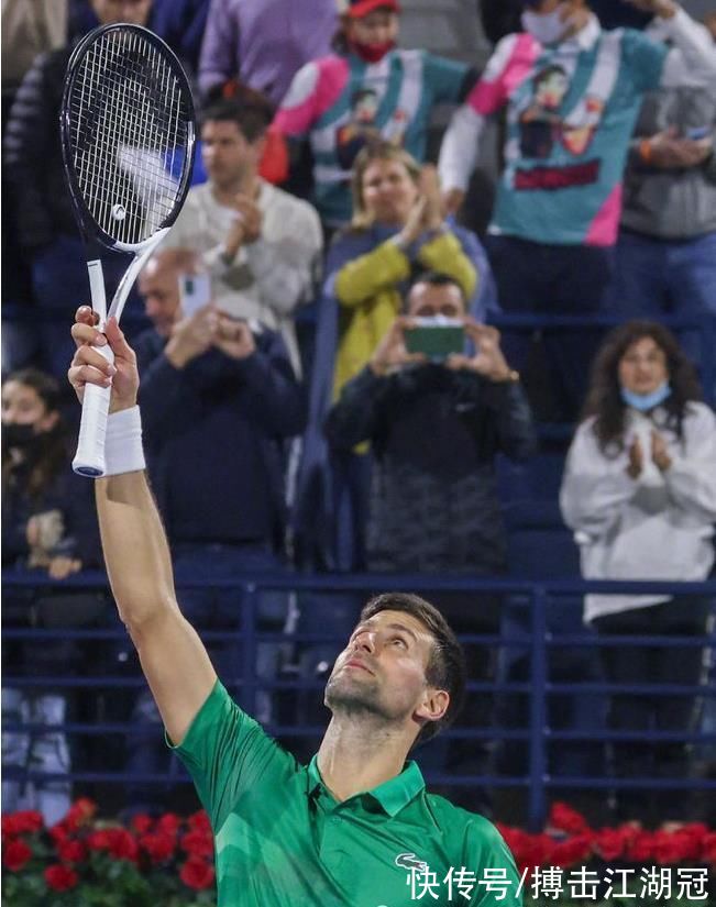 展现了他的 展现了他的