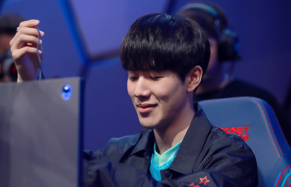 并用实际行 并用实际行