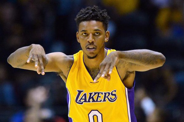 立刻离场 立刻离场