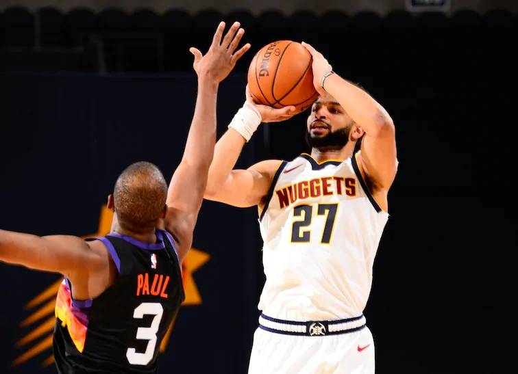 并驾的态势 并驾的态势