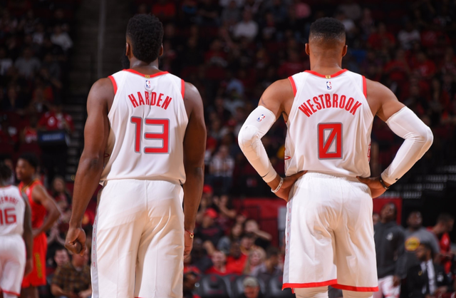 未盲目对攻 未盲目对攻